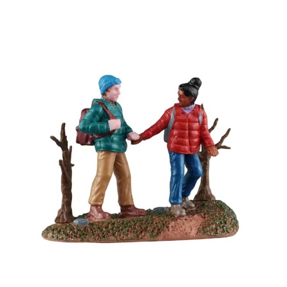 Lemax -  Hiking Couple - Nu Voorverkoop -   - Resin -  0728162525369